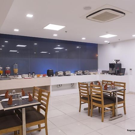 Hotel Manesar Ґурґаон Екстер'єр фото
