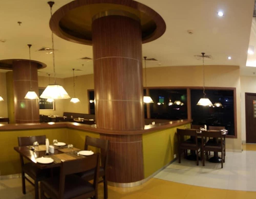 Hotel Manesar Ґурґаон Екстер'єр фото