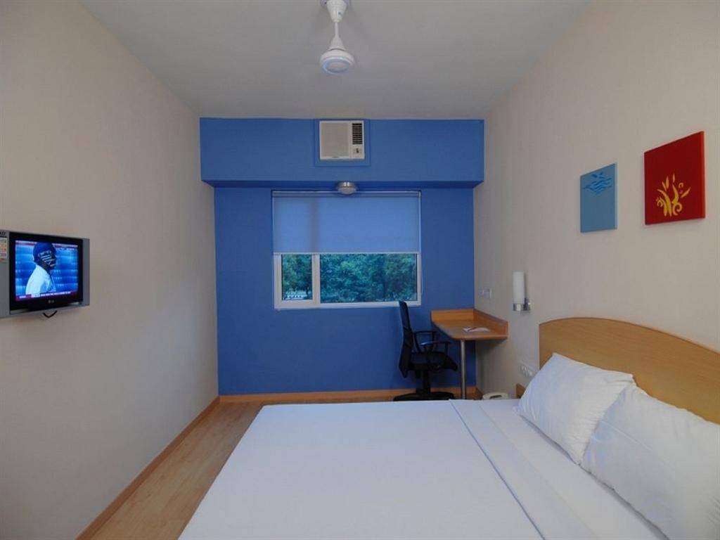 Hotel Manesar Ґурґаон Екстер'єр фото