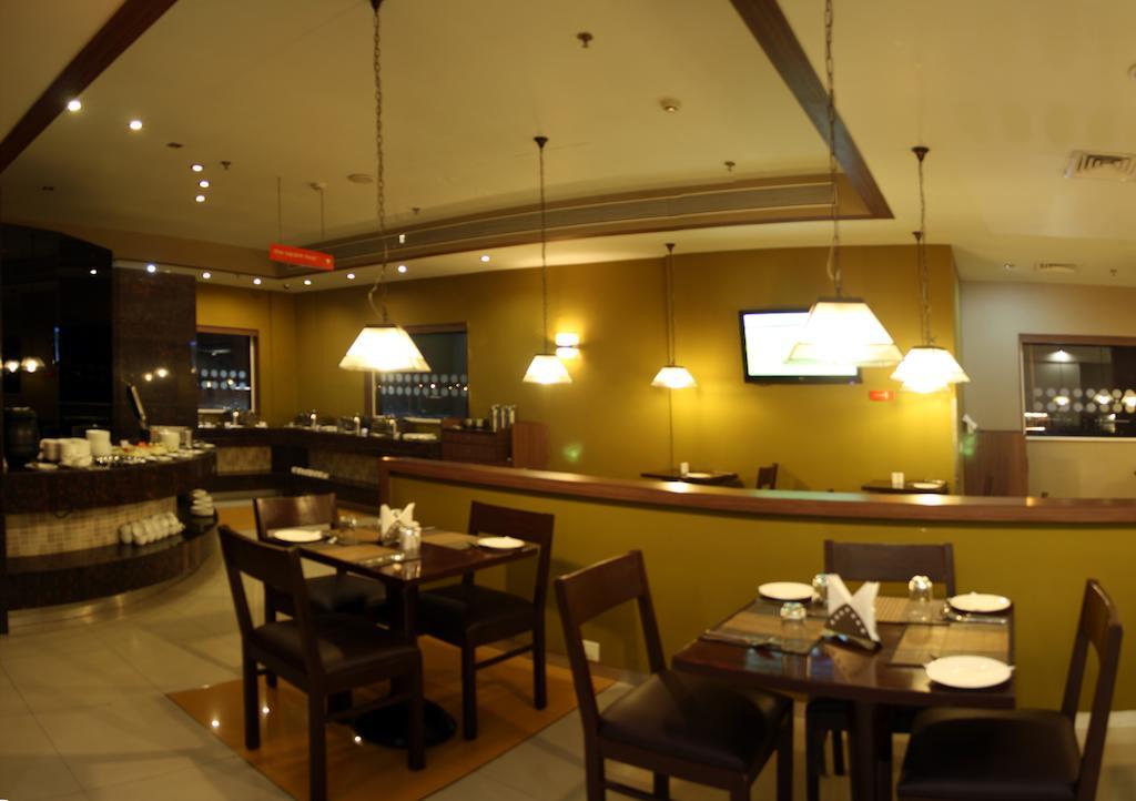 Hotel Manesar Ґурґаон Екстер'єр фото